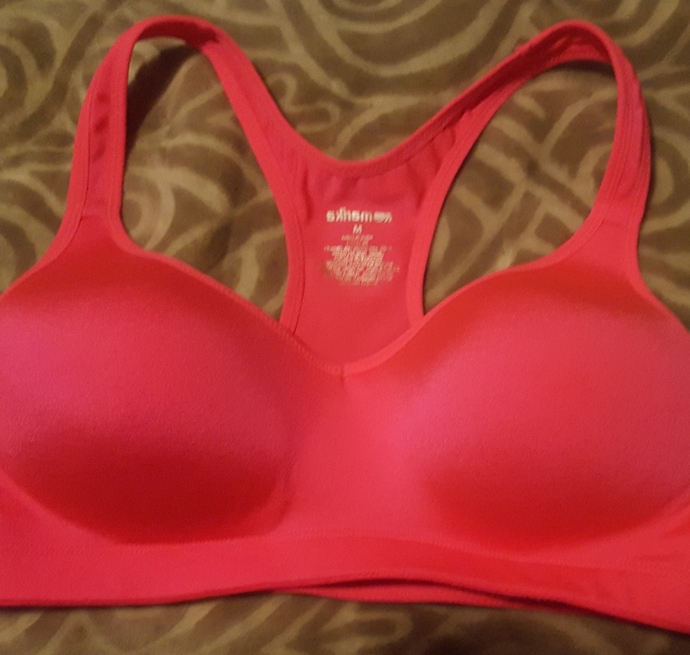 Sports bra